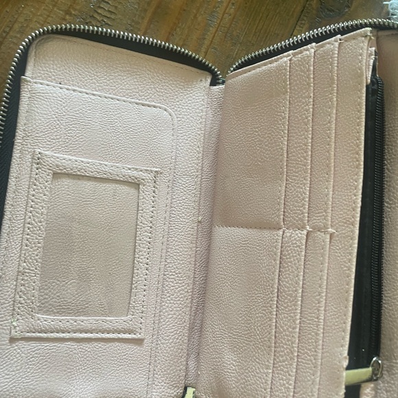 Betsy Johnson Clutch/wristlet Black - Picture 4 of 7